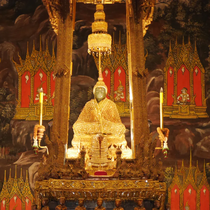 Installation of the Emerald Buddha