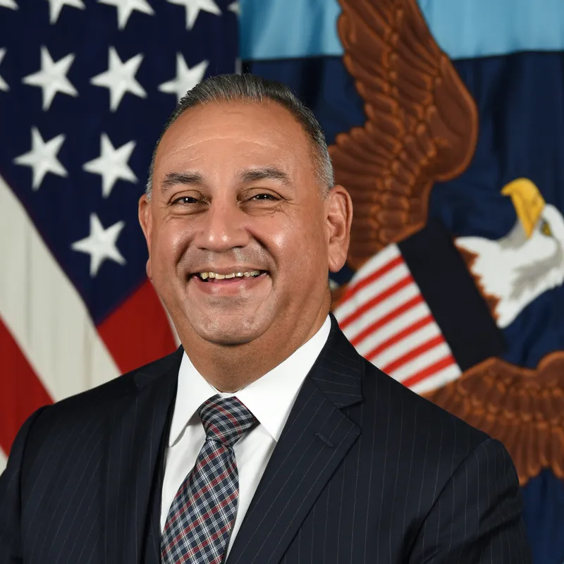 Gil Cisneros